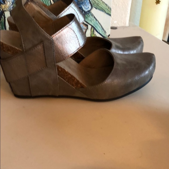 Wedges - Picture 2 of 5